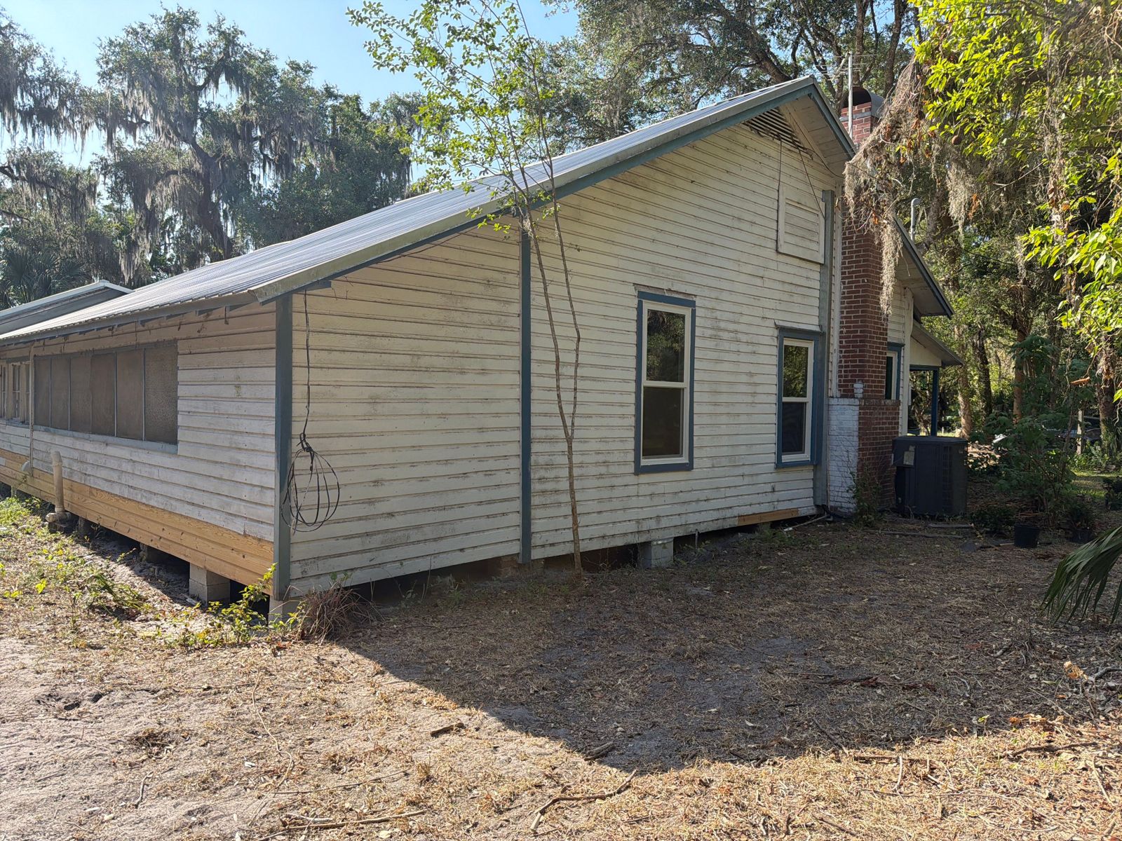 micanopy-fl-10 Andersen window replacement on a historic Micanopy, FL home