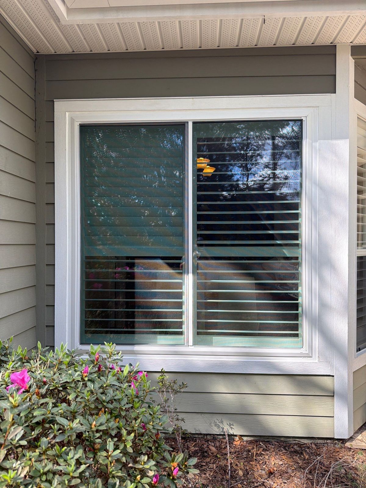 newberry-fl-2-04 Large sliding replacement windows in Newberry, FL