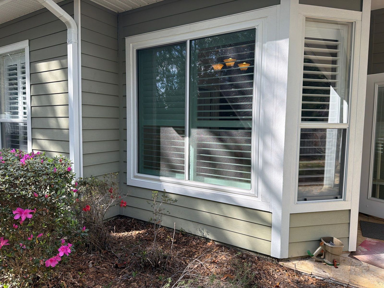 newberry-fl-2-06 Large sliding replacement windows in Newberry, FL