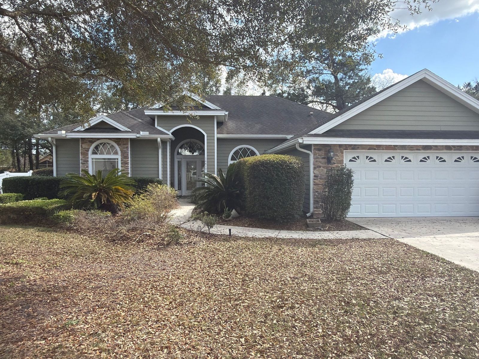 newberry-fl-2-10 Large sliding replacement windows in Newberry, FL