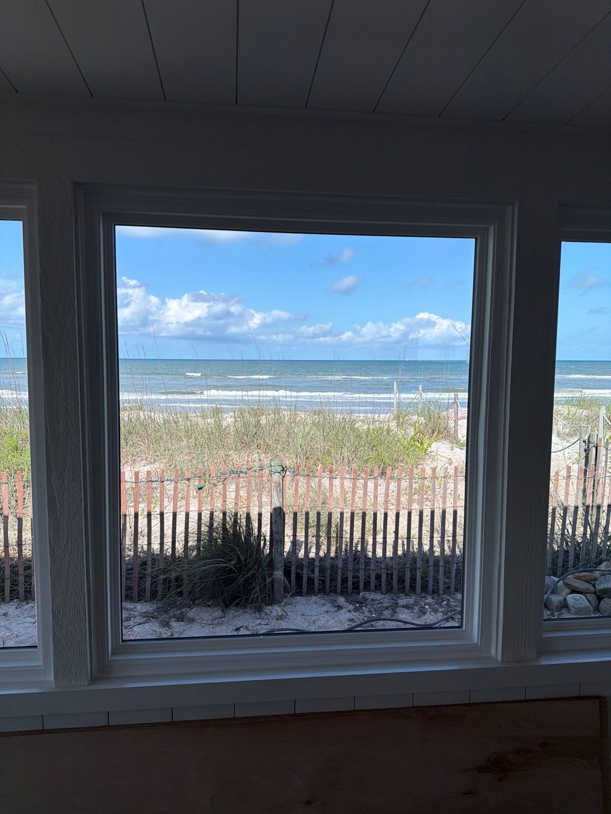ponte-vedra-beach-impact-windows-02 Impact window replacement on an oceanfront home in Ponte Vedra Beach, FL