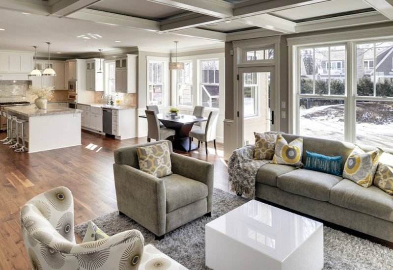 andersen-400series-windows-white-livingroom-openfloorplan-interior-1-woodwright