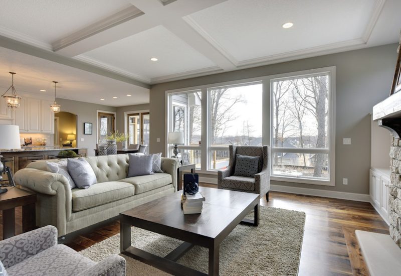 andersen-400series-windows-white-livingroom-openfloorplan-interior-picture-awning