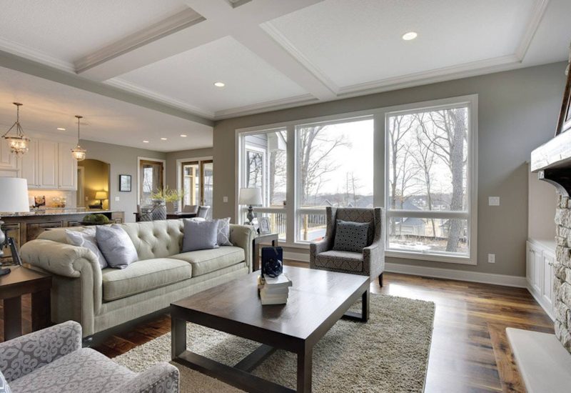 andersen-400series-windows-white-livingroom-openfloorplan-interior-picture-awning