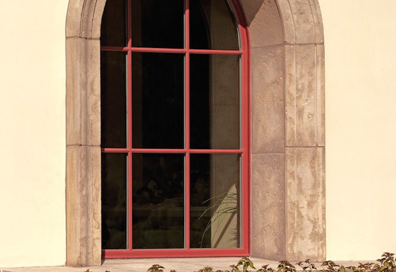 andersen-e-series-windows-bingcherry-stucco-exteriorjpg
