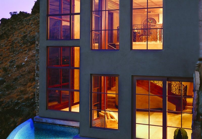 andersen-e-series-windows-coffeebean-spanish-stucco-exterior-1