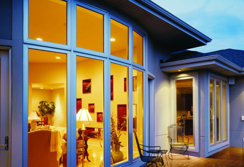 andersen-e-series-windows-white-traditional-stone-exterior-4