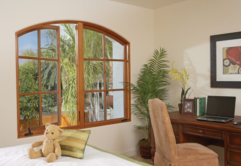 andersen-e-series-windows-woodstain-bedroom-interior