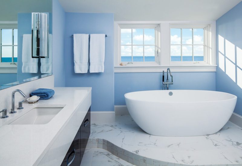contemporary-bathroom-with-white-windows